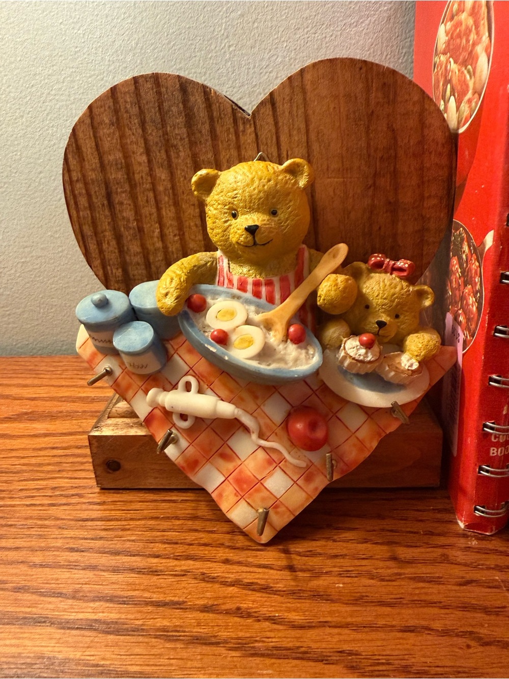 Vintage 1980s Retro Kitsch Teddy Bear Kitchen Wall Mount